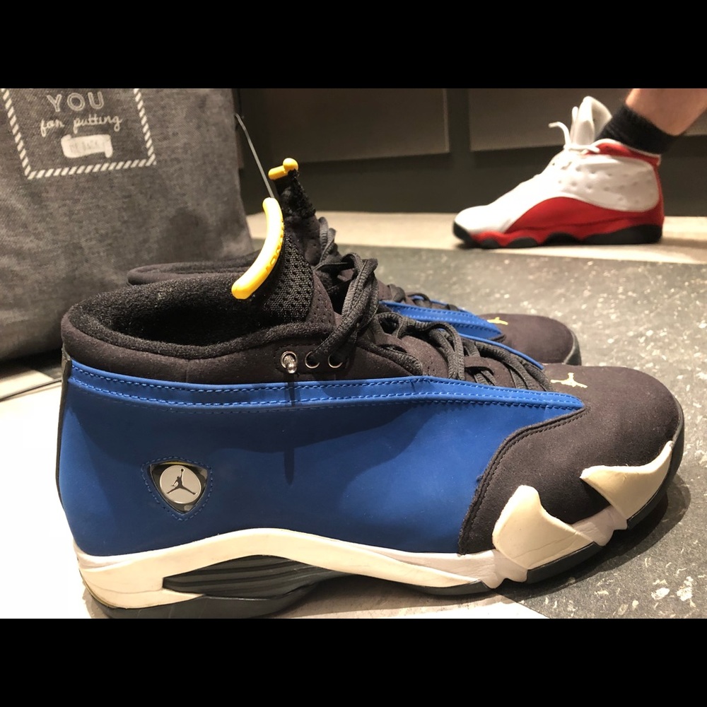 Jordan size 11 - Picture 4 of 4